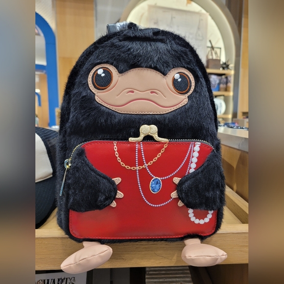 Black Niffler Fantastic Beast Loungefly - Picture 1 of 3